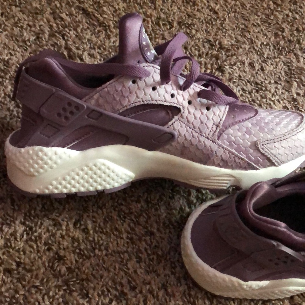 Purple Huarache